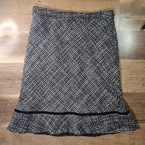 Gap A Line Flared Midi Skirt Black White size 8 - Picture 1 of 4